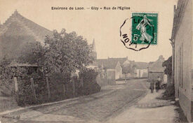 1909 - Rue de l'église - Gizy