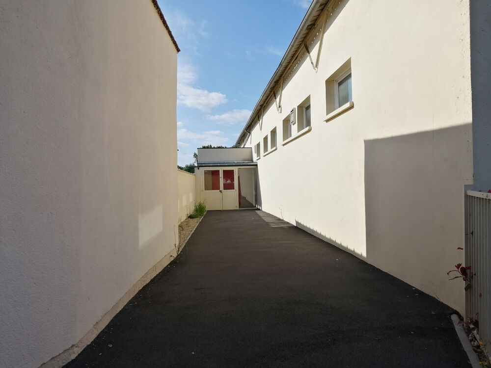 Salle des fêtes de Gizy - Espace latéraux 